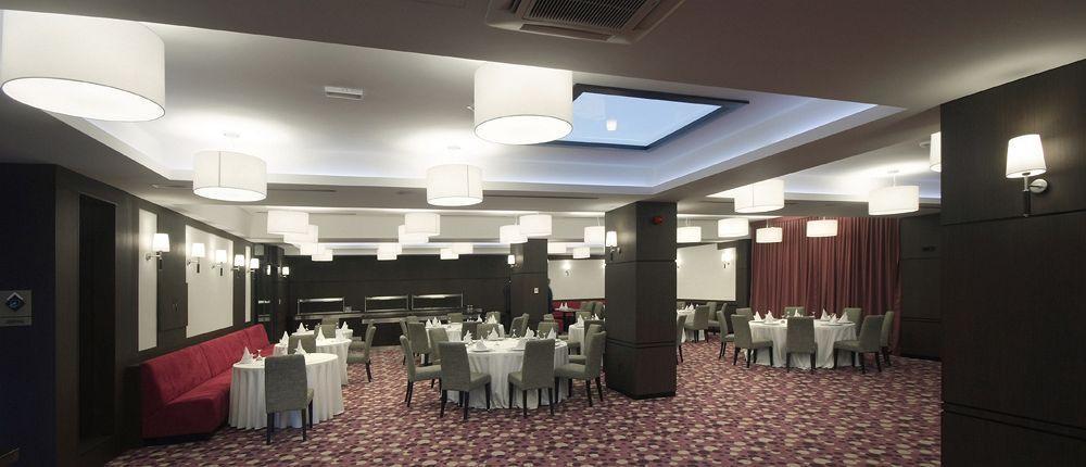 Hotel Park Doboj Buitenkant foto